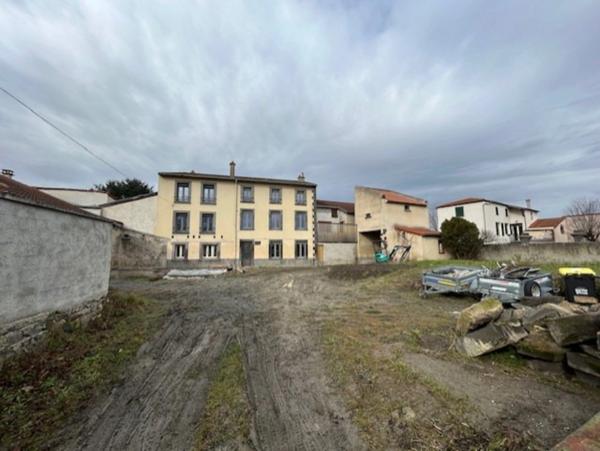 ENNEZAT centre maison à terminer de 202 m2