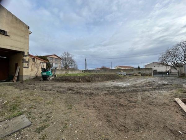 ENNEZAT centre maison à terminer de 202 m2