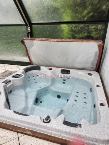 Maison à vendre 6 pièces de 161 m²