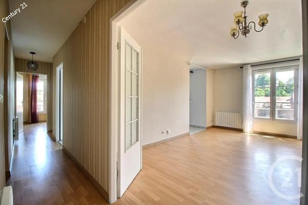 Appartement F3 à vendre  3 pièces - 69,50 m 2   CHATEAU THIERRY  - 02