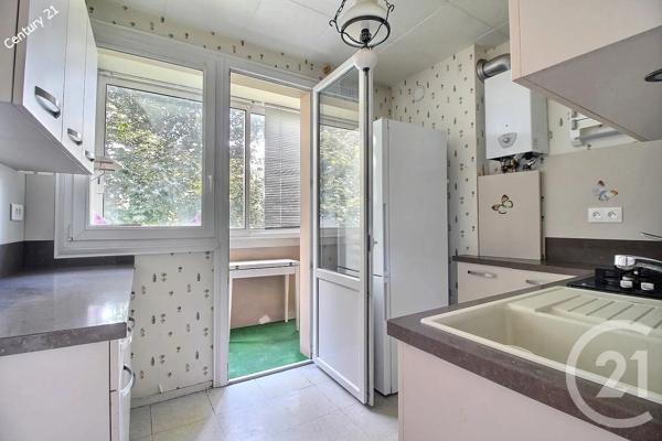 Appartement F3 à vendre  3 pièces - 60,44 m 2   CHATEAU THIERRY  - 02