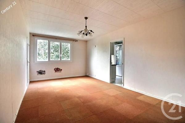 Appartement F3 à vendre  3 pièces - 60,44 m 2   CHATEAU THIERRY  - 02