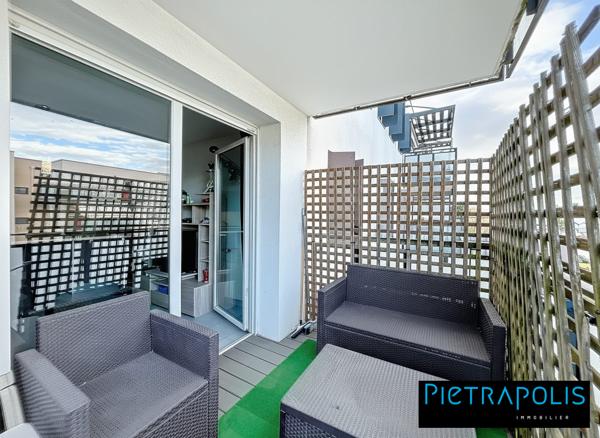 Appartement T3 – 56m² ENTIÈREMENT MEUBLÉ + GARAGE + DPE A, récent, climatisé