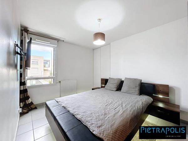 Appartement T3 – 56m² ENTIÈREMENT MEUBLÉ + GARAGE + DPE A, récent, climatisé
