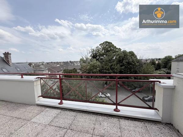 Vente                                                      Appartement
                        
                     4 pièces                      86 m2                     à Compiègne