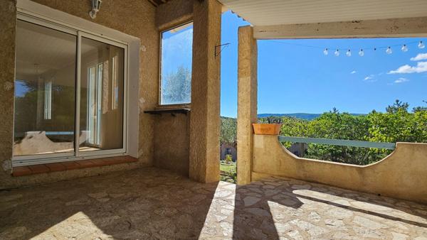 Maison à la campagne avec très jolie vue