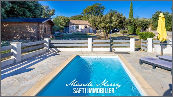 Maison plain-pied - 3 chambres - piscine et quartier très calme