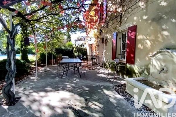 Maison à vendre 9 pièces 250 m² Pernes-les-Fontaines