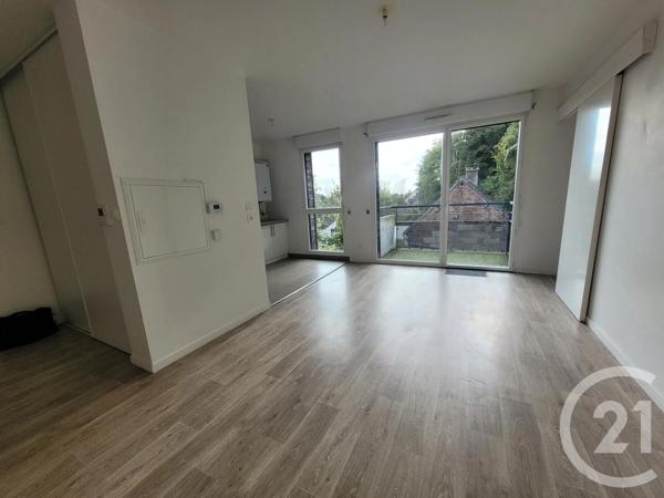 Appartement F2 à vendre  2 pièces - 44 m 2   COMPIEGNE  - 60
