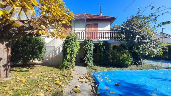 Maison avec grand jardin