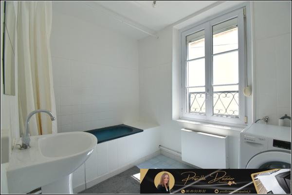 Saint-Martin-du-Tertre (95270) Maison de ville deux chambres à vendre – Saint-Martin-du-Tertre