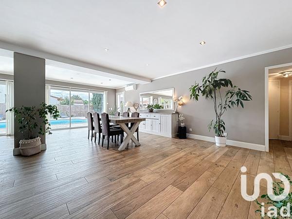 Maison à vendre 9 pièces 170 m² Bram