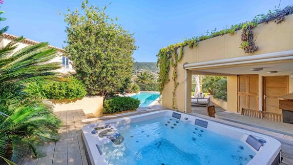 Vente Villa de luxe Grimaud 9 Pièces 430 m²
