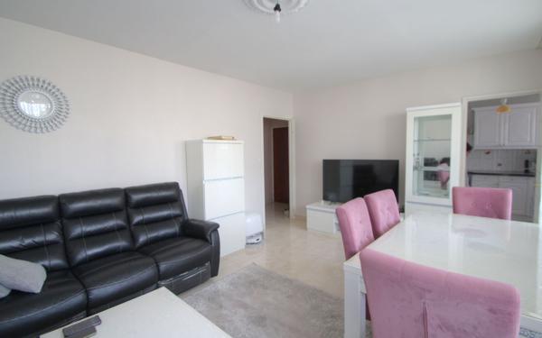 Appartement à vendre    4 pièces • 77 m2 Saint-Jean-de-la-Ruelle