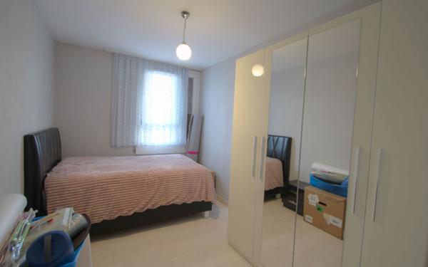 Appartement à vendre    4 pièces • 77 m2 Saint-Jean-de-la-Ruelle