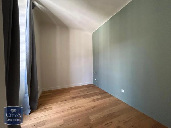 Appartement à louer 2 pièces 34.1m² Dole (39100)