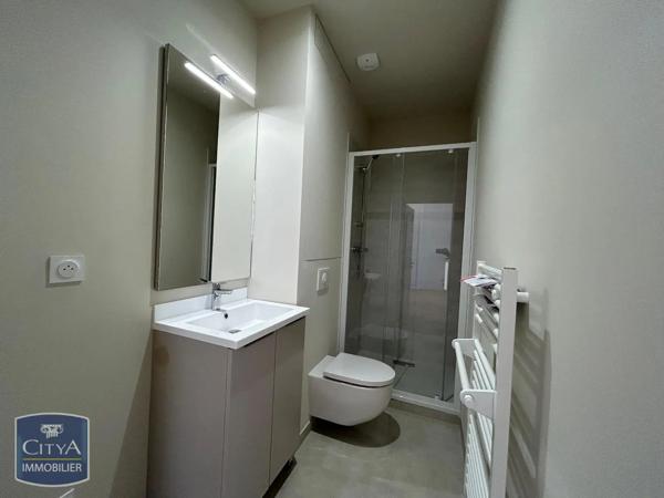 Appartement à louer 2 pièces 34.1m² Dole (39100)