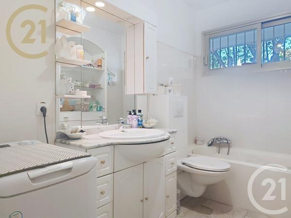 Appartement F3 à vendre  3 pièces - 83,38 m2 LE CANNET - 06