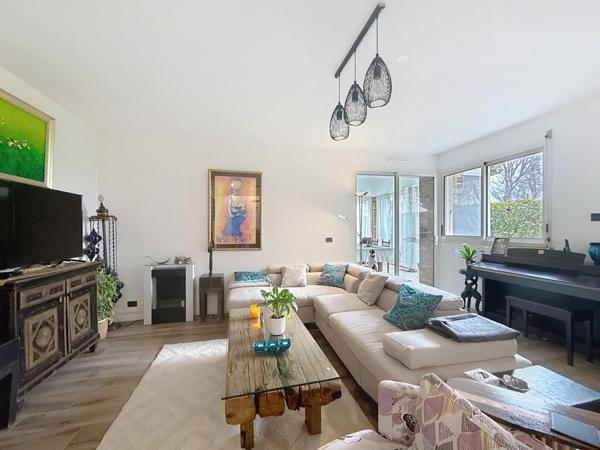 Appartement à vendre 5 pièces FERNEY VOLTAIRE (01)