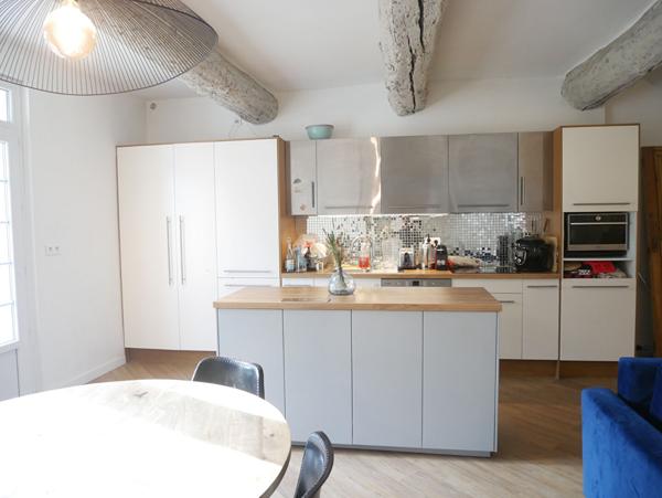 Appartement  duplex T3-4 dans bastide avec 124 jardin privatif et Parking