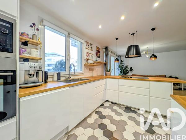 Appartement à vendre 4 pièces 83 m² Saint-Germain-en-Laye