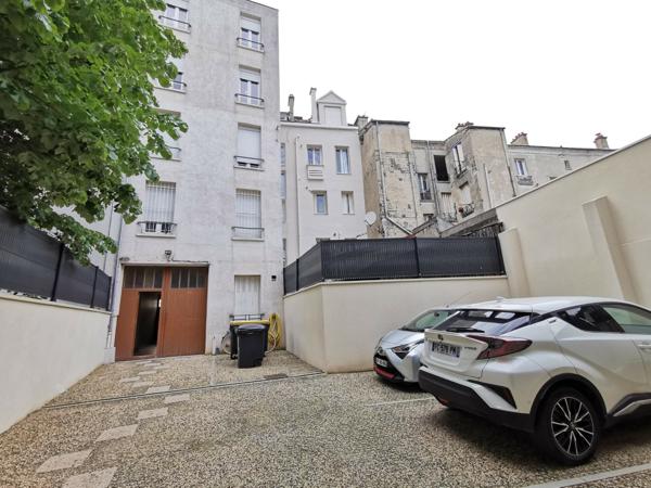 Joli duplex en dernier étage, bien isolé (DPE C), à 100 du M° La Courneuve (ligne 7)