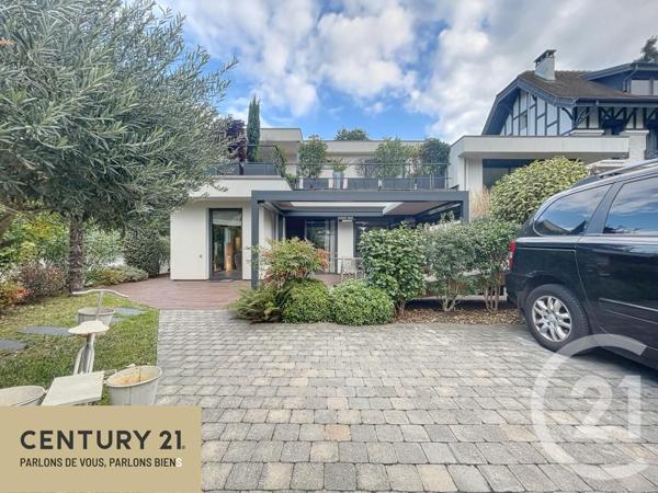 Maison à vendre  7 pièces - 159,73 m2 ST MAUR DES FOSSES - 94