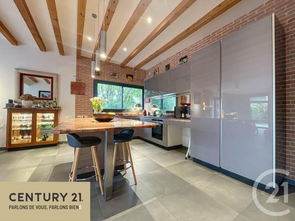 Maison à vendre  7 pièces - 159,73 m2 ST MAUR DES FOSSES - 94