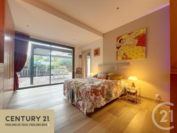 Maison à vendre  7 pièces - 159,73 m2 ST MAUR DES FOSSES - 94