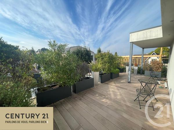 Maison à vendre  7 pièces - 159,73 m2 ST MAUR DES FOSSES - 94