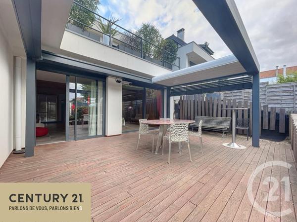 Maison à vendre  7 pièces - 159,73 m2 ST MAUR DES FOSSES - 94