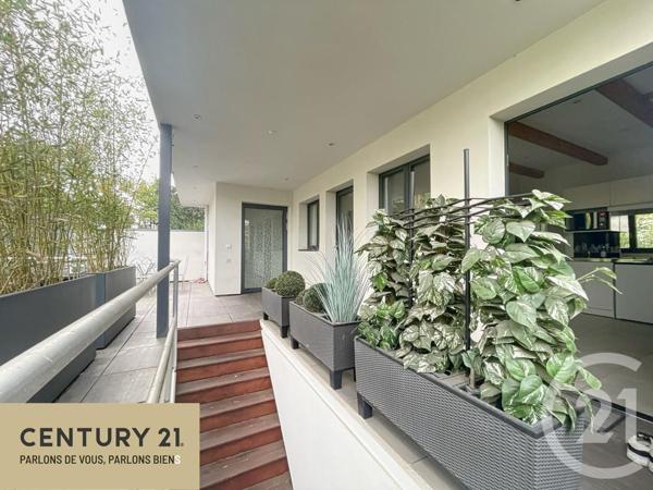 Maison à vendre  7 pièces - 159,73 m2 ST MAUR DES FOSSES - 94