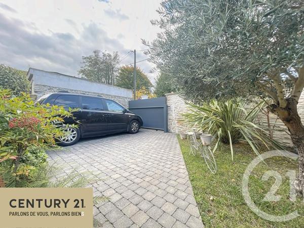 Maison à vendre  7 pièces - 159,73 m2 ST MAUR DES FOSSES - 94