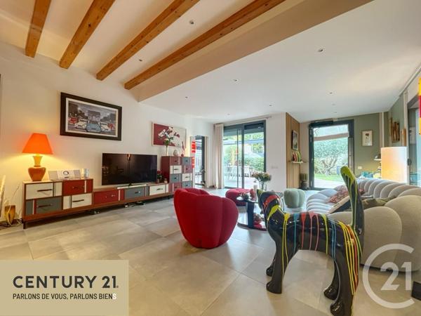 Maison à vendre  7 pièces - 159,73 m2 ST MAUR DES FOSSES - 94