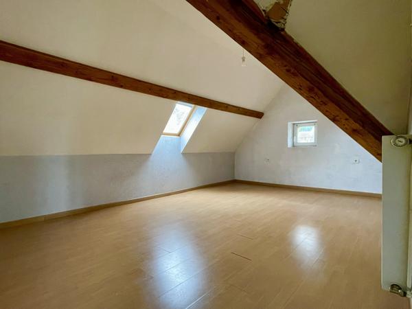 Immeuble à Montmorot  - 4 appartements - Proches commodités