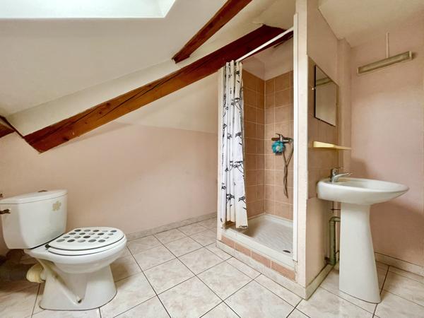 Immeuble à Montmorot  - 4 appartements - Proches commodités