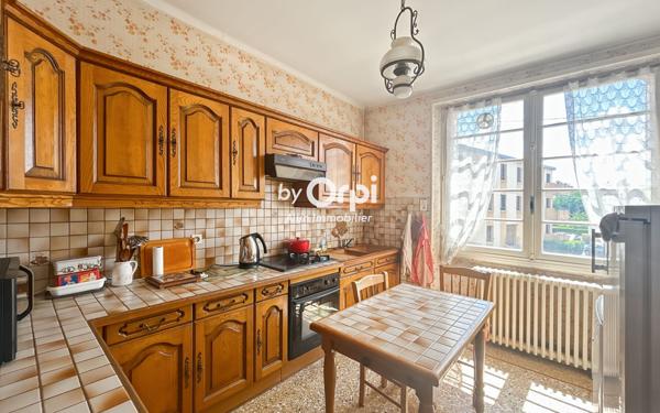 Maison à vendre    4 pièces •  Montluçon