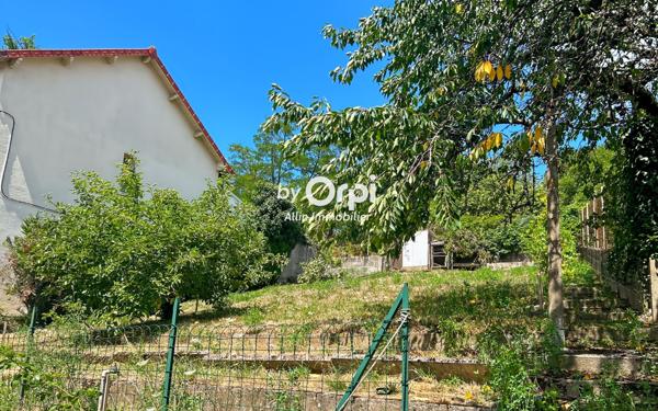 Maison à vendre    4 pièces •  Montluçon