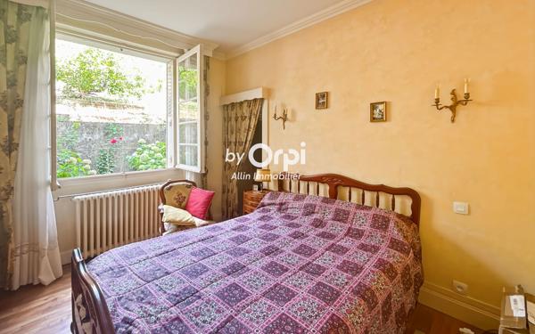 Maison à vendre    4 pièces •  Montluçon