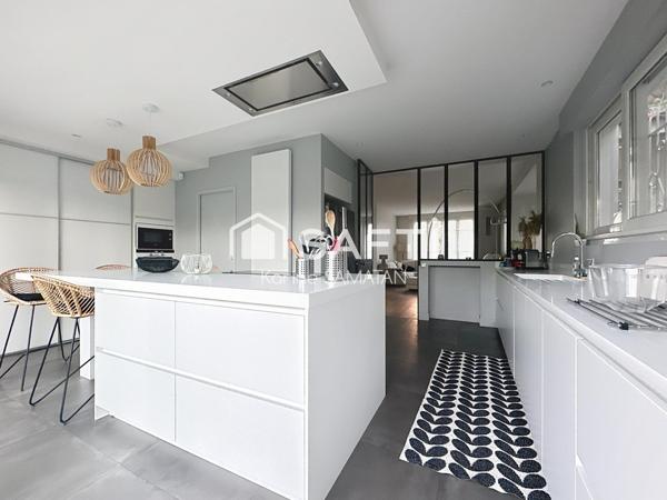 Côte Pavée – Maison de prestige de 160 m2 avec piscine dans un environnement exceptionnel