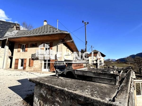 À vendre Maison 5 pièces 180 m² - Leschaux 74320