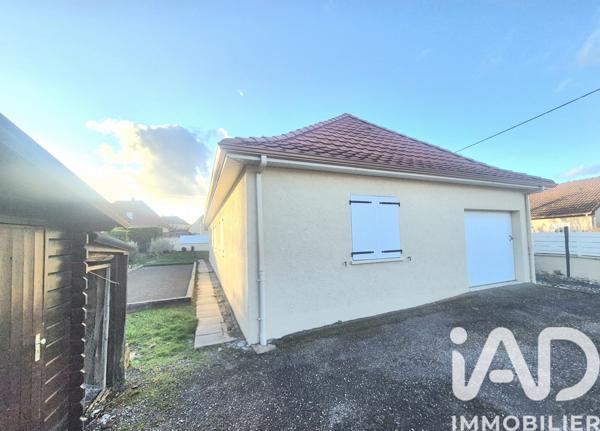 Maison à vendre 4 pièces 91 m² Saint-Pantaléon-de-Larche