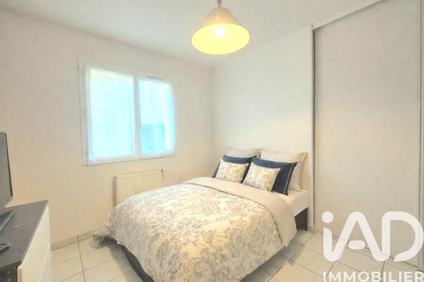 Maison à vendre 4 pièces 91 m² Saint-Pantaléon-de-Larche