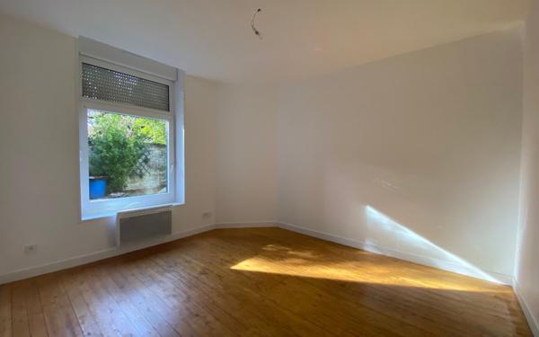 Appartement à louer    3 pièces •  Calais