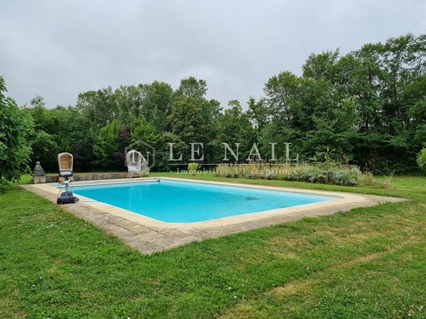 Ravissante maison de maître et son parc de 2 hectares dans le Berry