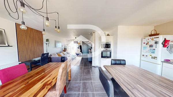 CHASSENEUIL DU POITOU - PLAIN-PIED - 3 CHAMBRES - RECENTE