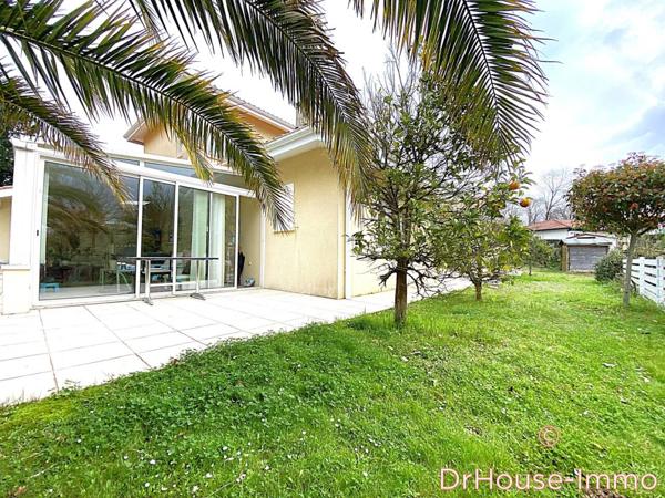 Maison à vendre 5 pièces de 187 m²