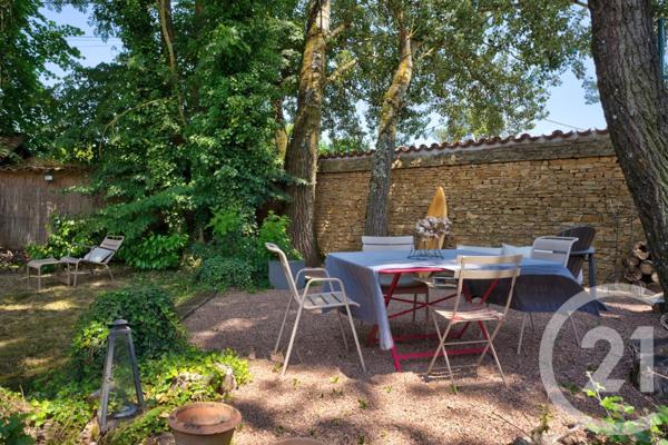 Maison à vendre  10 pièces - 203,75 m2 LIMONEST - 69