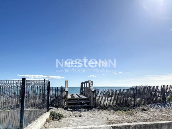 FRONTIGNAN-PLAGE, APPARTEMENT T2 DE 31 M2 ET PARKING DANS UNE RESIDENCE AVEC PISCINE EN BORD DE PLAGE ET PARKING PRIVE A VENDRE