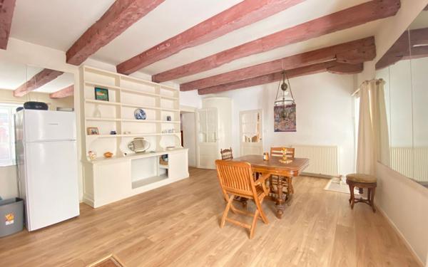 Maison à vendre    4 pièces •  Montpezat-de-Quercy